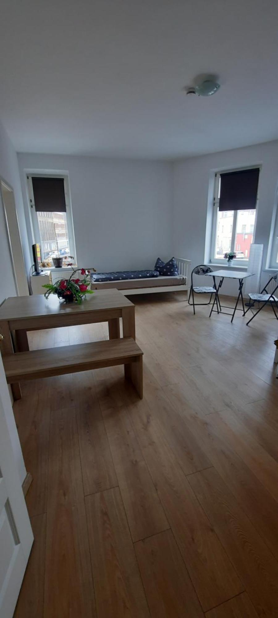 Apartment -fairmieten-leipzig De-preiswerte Naehe Bmw Fuer Monteure Messegaeste-mockauer Str